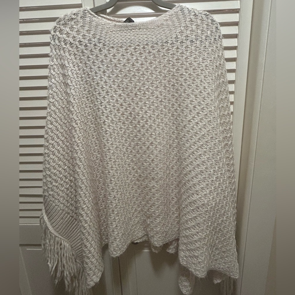 Elan Cream Knit Women's Poncho